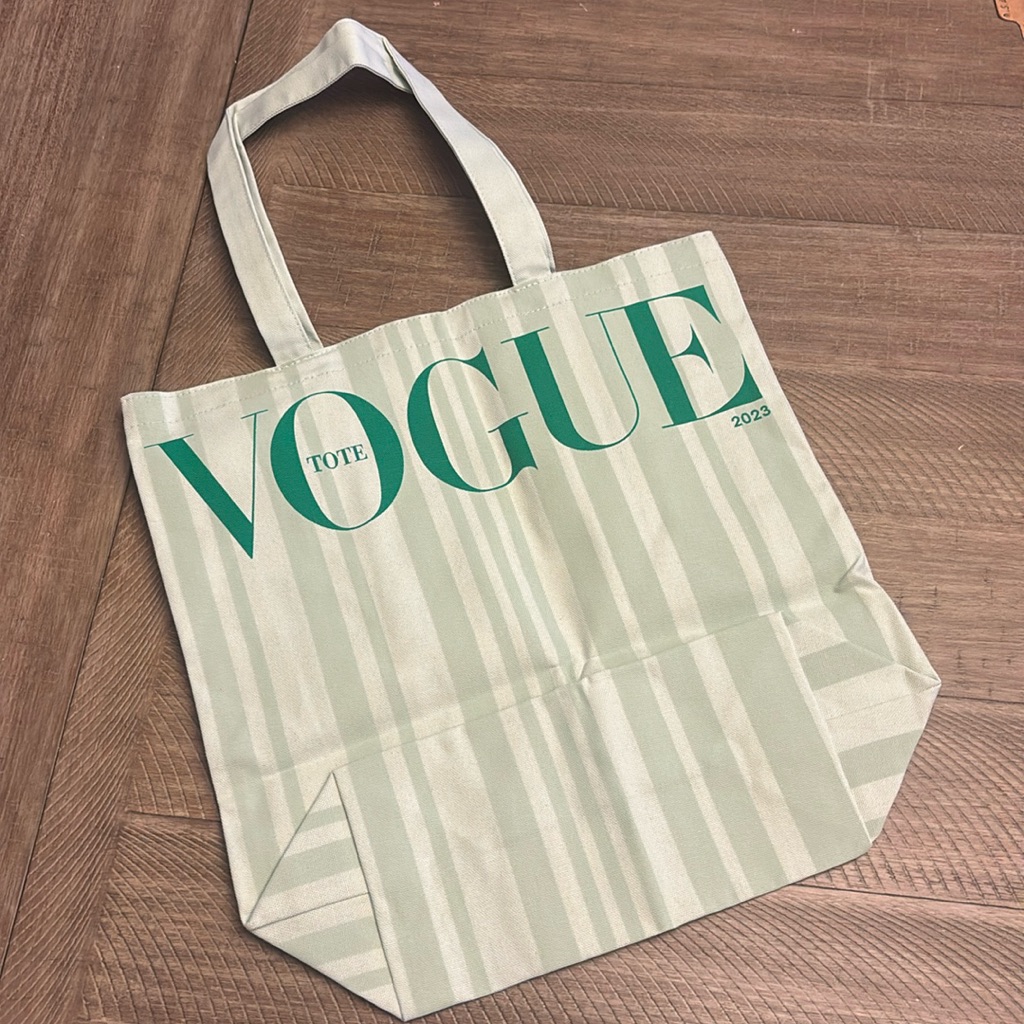 Vogue Magazine 2023 Green Stripe Canvas Tote Brand New Vogue Magazine 2023 Green Stripe Canvas Tote Brand New